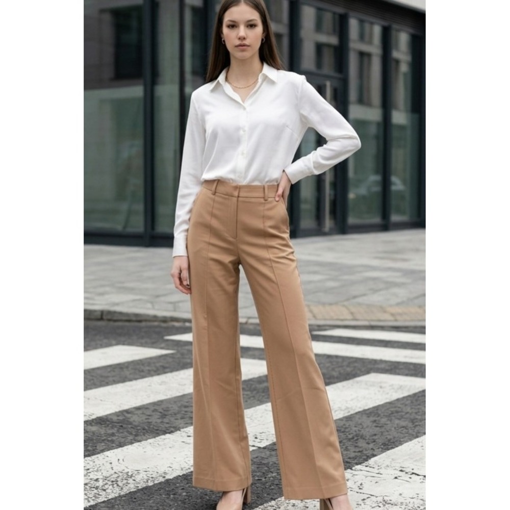 Alice + Olivia Paula High Waisted Wide Leg Pants Beige Back Slit Size 6